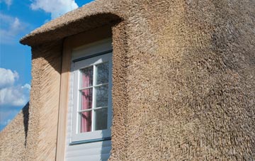 Ceann Tangabhal thatch roof disadvantages